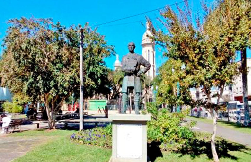 Praça Ouvidor Pardinho
